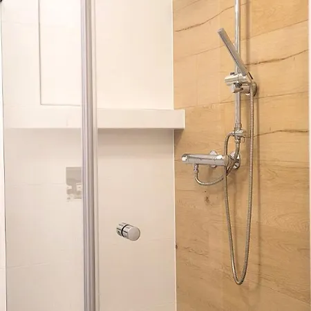 Miriam Borkowska - Parking Appartement