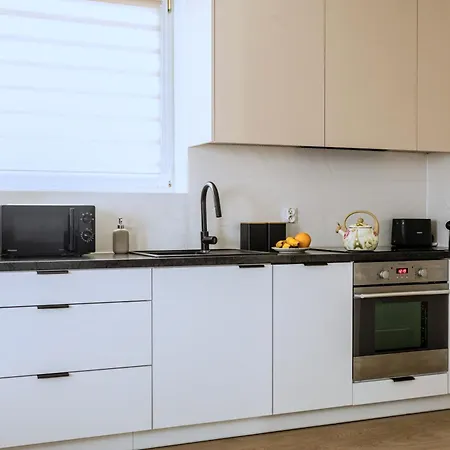 Miriam Borkowska - Parking Apartamento Cracovia