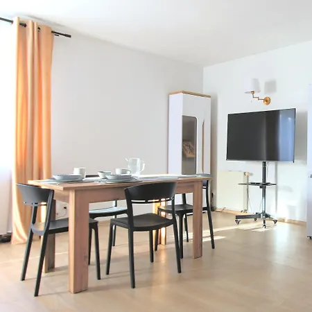 Apartment Miriam Borkowska - Parking Krakau